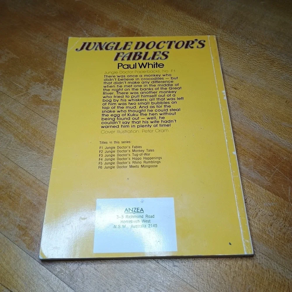 Jungle Doctor Paperbacks Book - #F1 Jungle Doctor's Fables 1988 PB Paul White